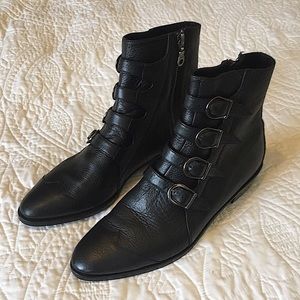 Modern Vice Leather Chelsea Boot